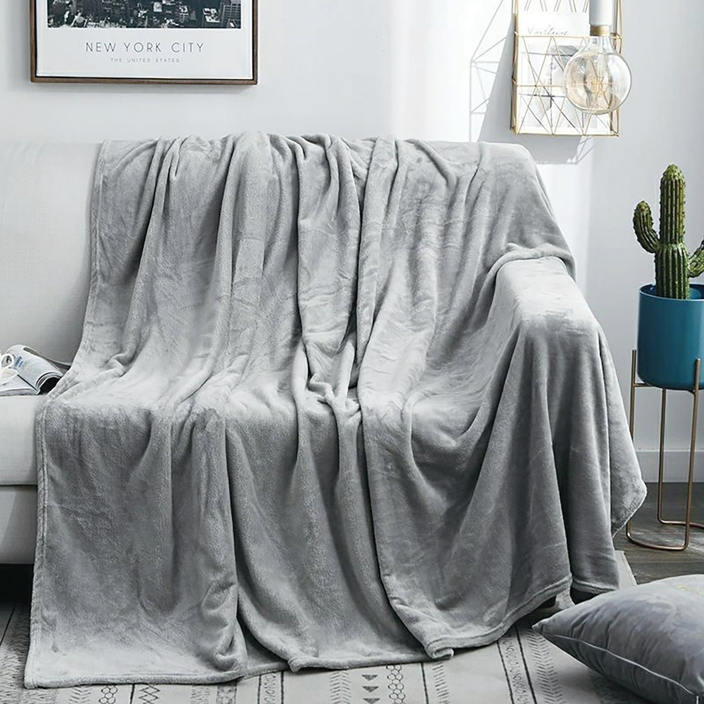 Juyafio Fleece Bed Blankets Full Size Light Grey - Soft Lightweight Plush Fuzzy Cozy Luxury Blanket Microfiber,90x90 inches